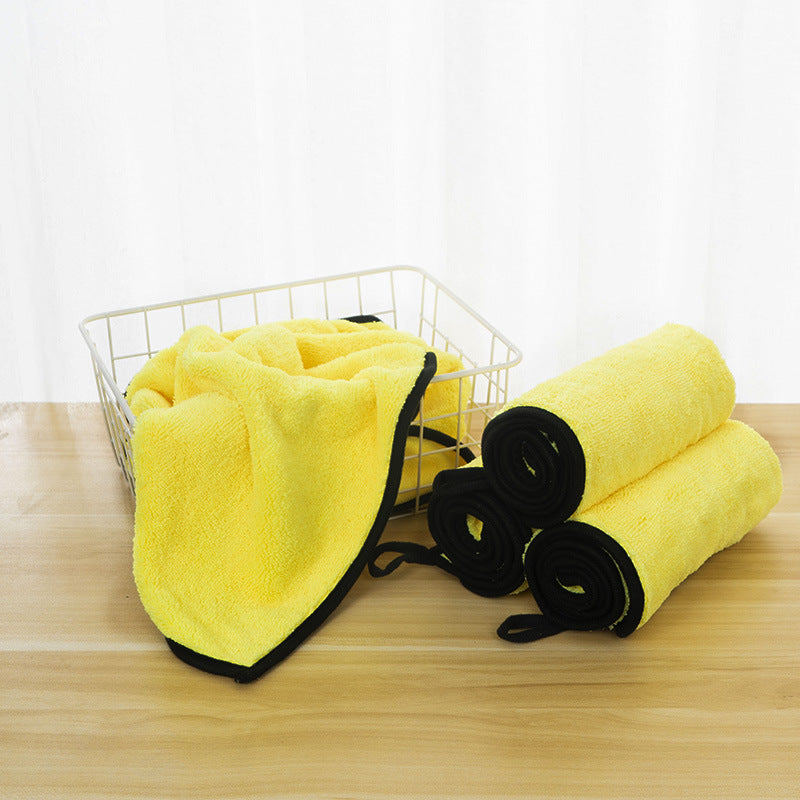 SunReady Microfiber Dog Drying Towel detail for at-home grooming at home